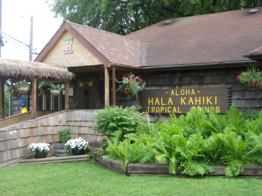Outside the Hala Kahiki