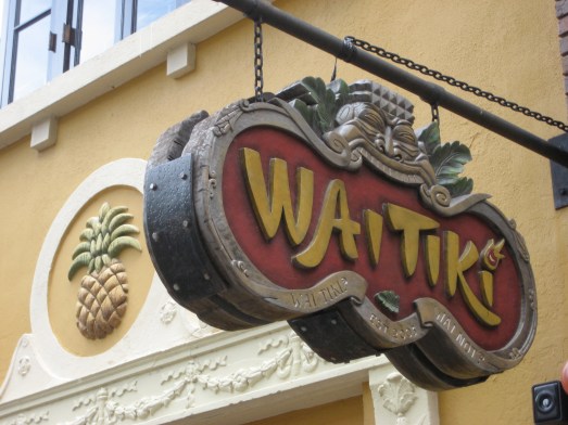 WaiTiki signage