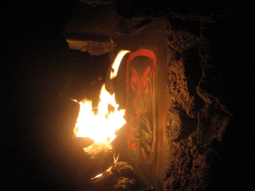 Tiki fire pit