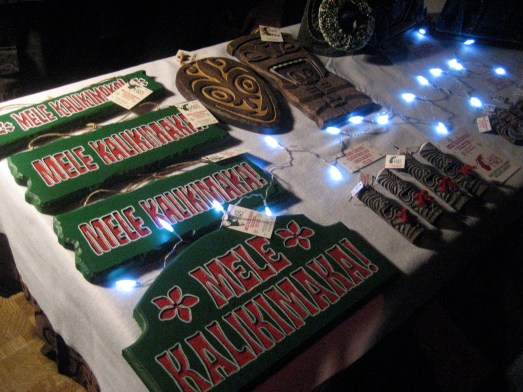 Mele Kalikimaka signs by Lake Surfer